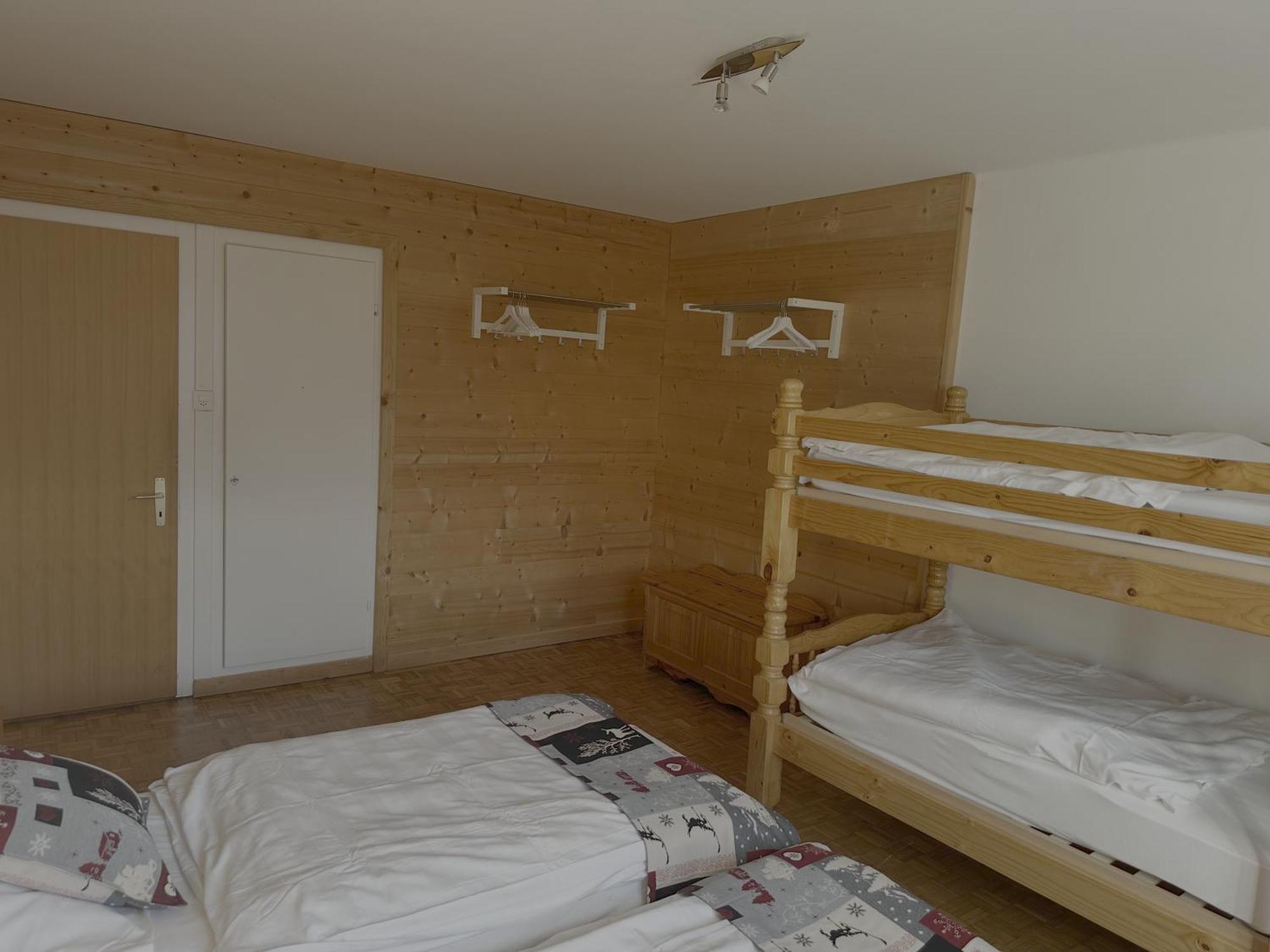 Hotel Le Chaudron Ski In Ski Out Champery Room photo
