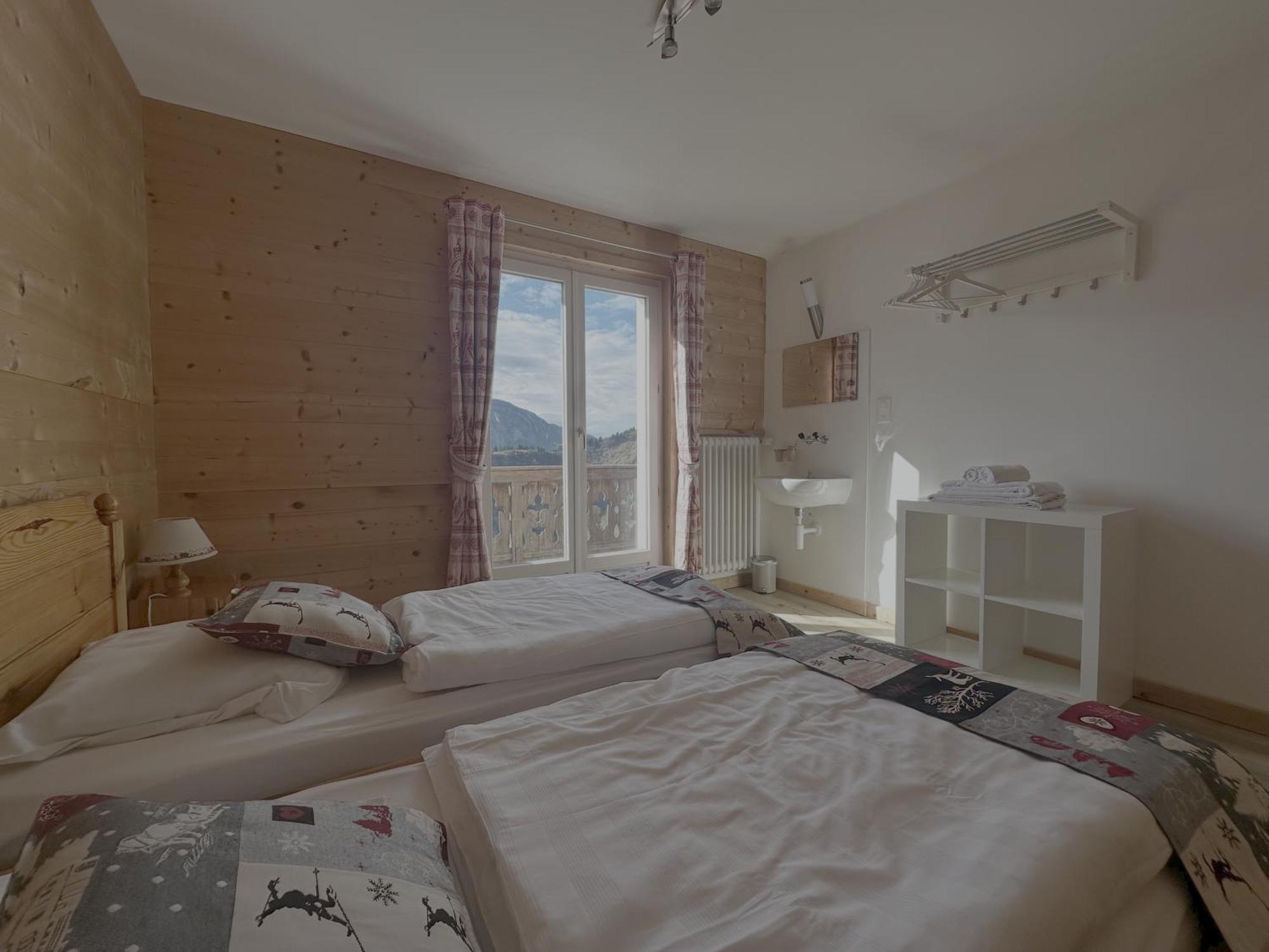 Hotel Le Chaudron Ski In Ski Out Champery Room photo